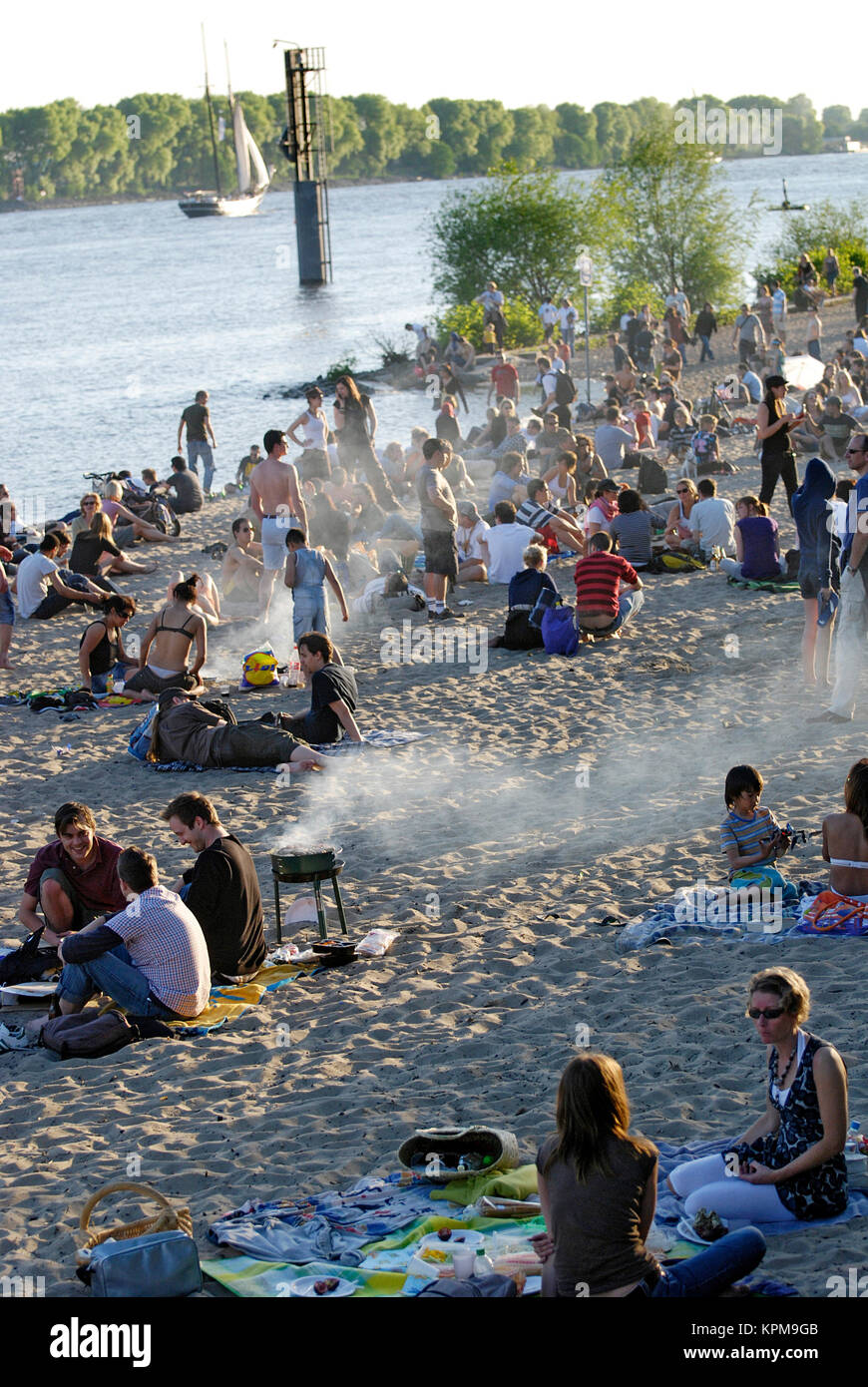 Hamburg, one of the most beautiful and most popular tourist destinations in the world. Barbecue on the Elbe beach of Oevelgoenne. Stock Photo