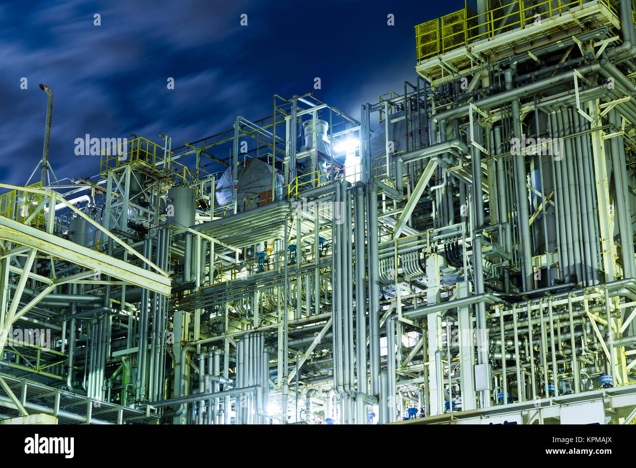 Oil and gas refinery industrial plant at night Stock Photo - Alamy