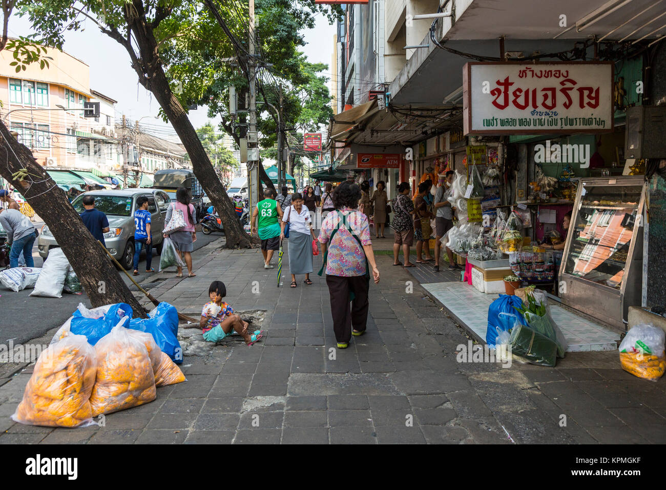 Bangkok, Thailand.  Chakphet Road Street Scene. Stock Photo