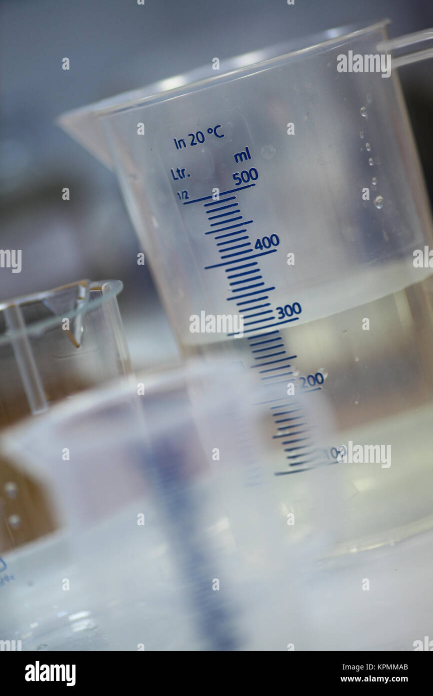 Recipients in chemistry lab Stock Photo - Alamy