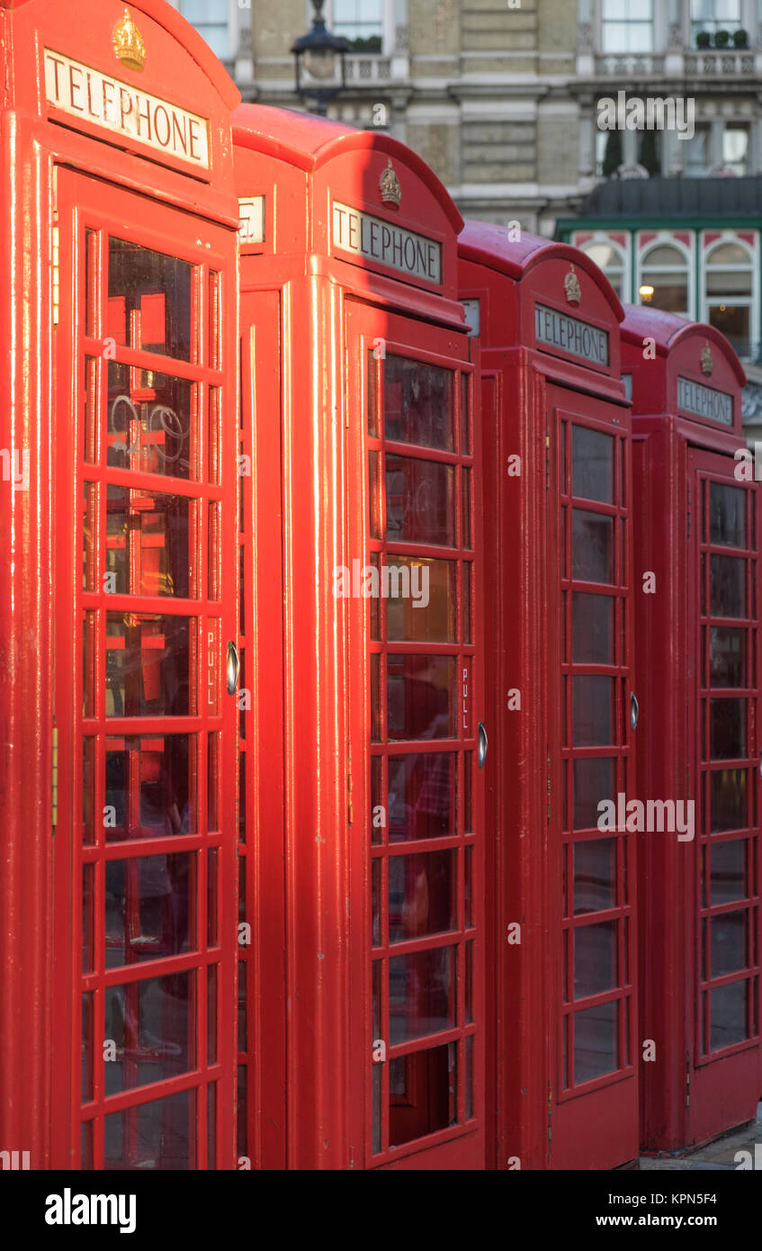 London phone booths in a row Stock Photo Alamy