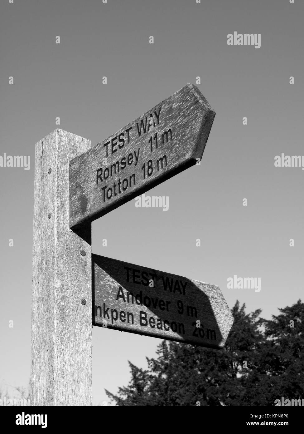 Timber Test Way direction sign to Romsey and Totton Stock Photo