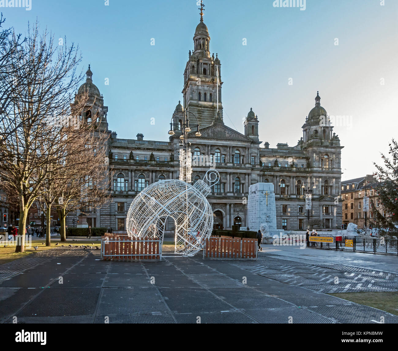 2017 decoration and sculpture in Glasgow's Christmas market at