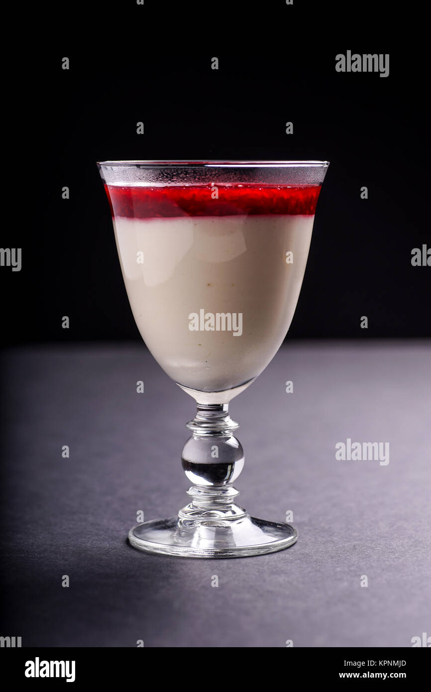 Raspberry and Strawberry cheesecake Stock Photo Alamy