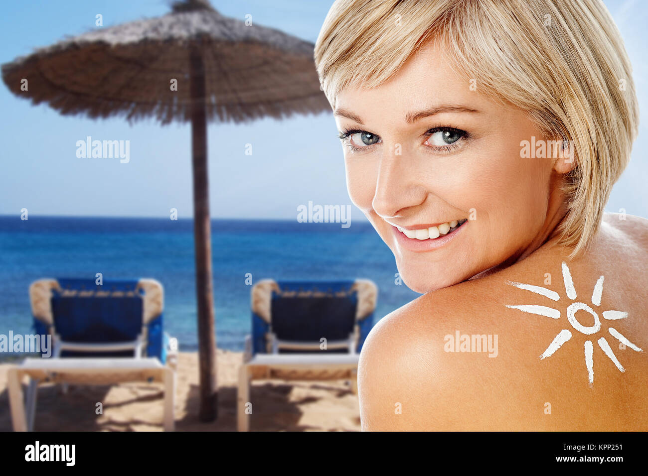 Empty resort beach area bright hi-res stock photography and images - Alamy