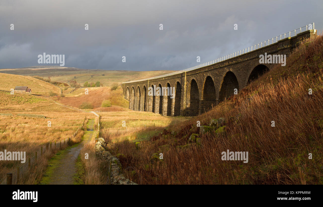 Dandry Mire Viaduct between Garsdale and Moorcock on the Settle and Carlisle Railway Network Rail Infrastructure carrying passenger and freight trains Stock Photo