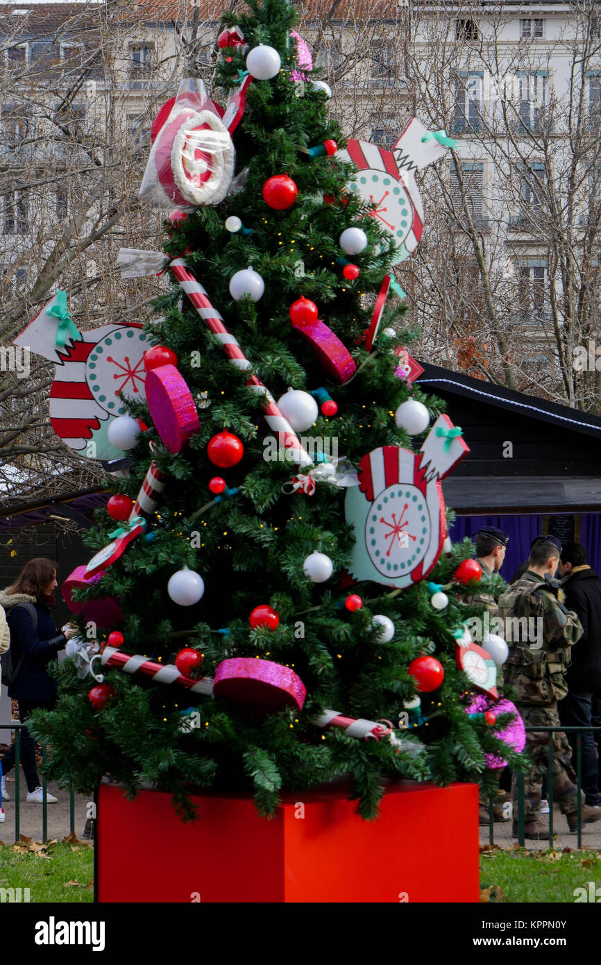 Christmas decorations at Carnot square, Lyon, France Stock Photo Alamy