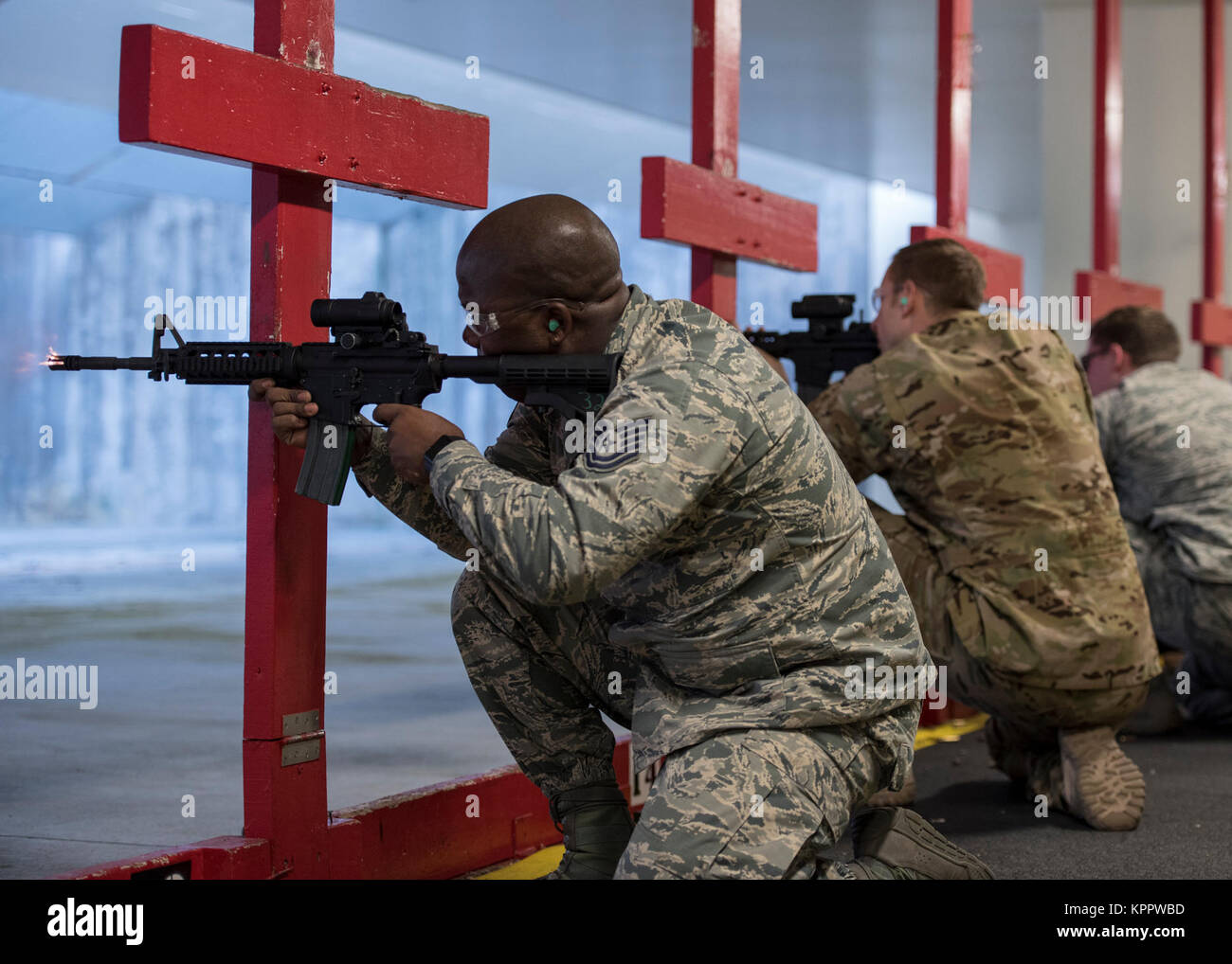 Military testing methods hi-res stock photography and images - Alamy