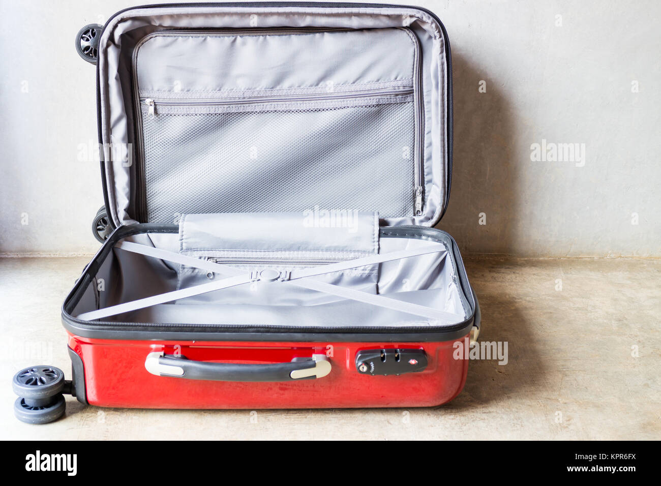 Opening suitcase for packing the cloth Stock Photo Alamy