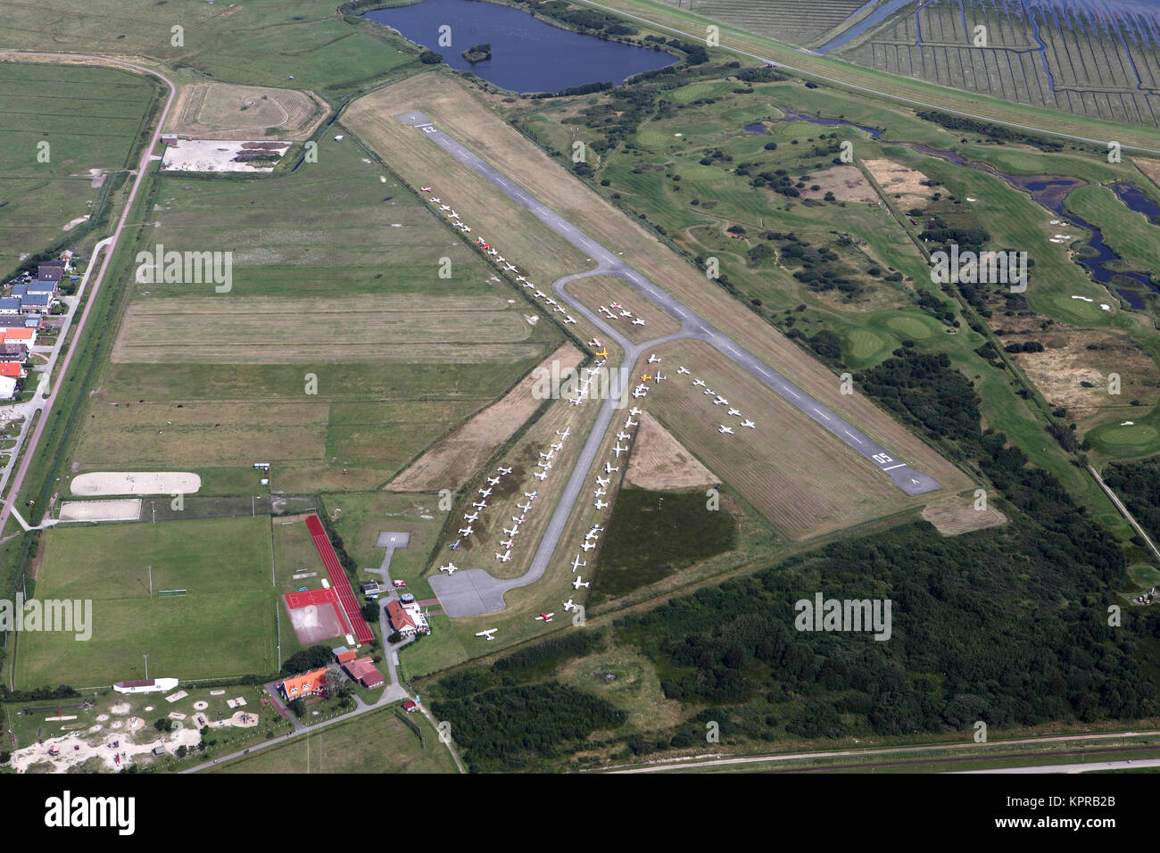 Aerial photograph airfield hires stock photography and images Alamy