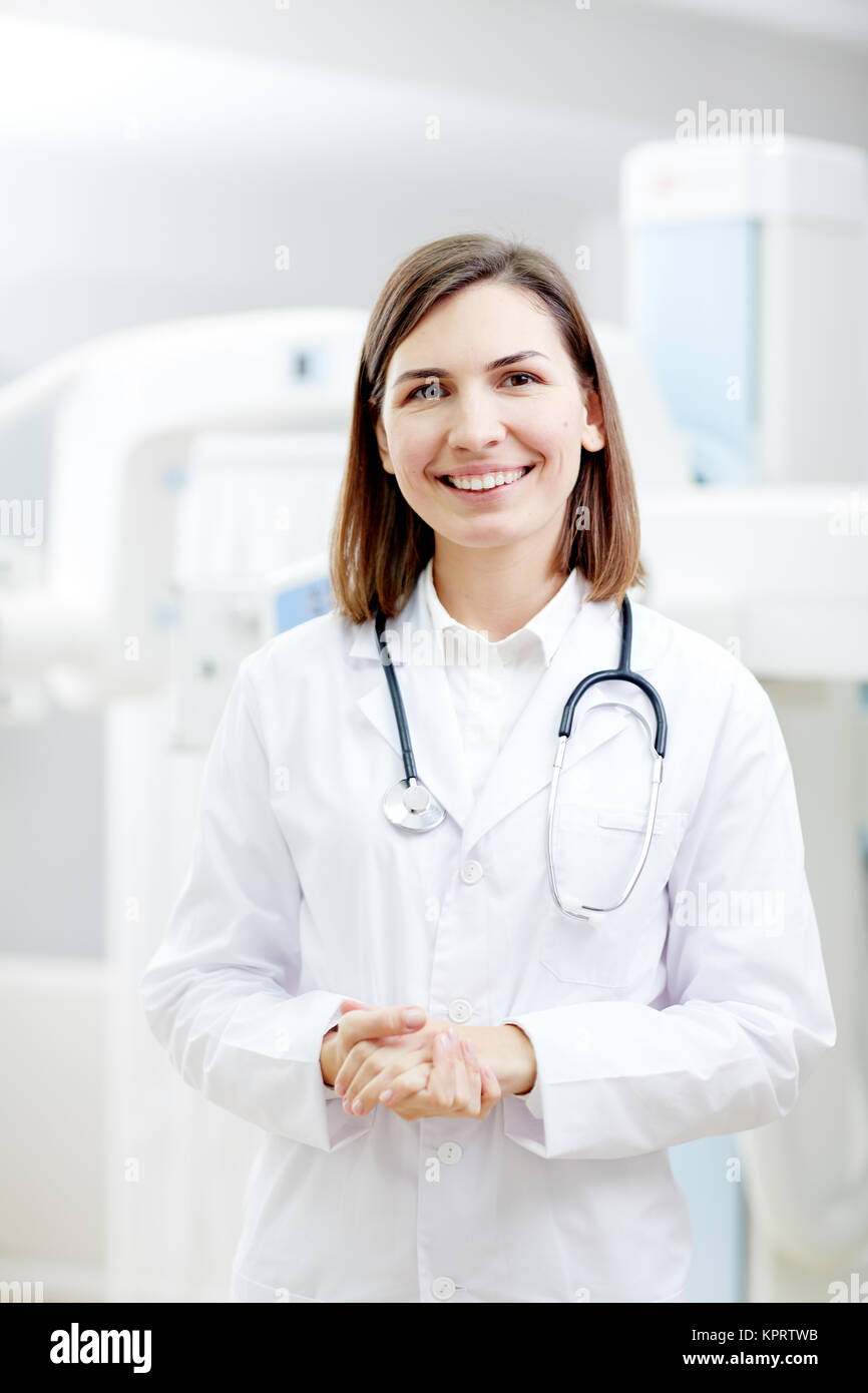 Friendly doctor hi-res stock photography and images - Alamy