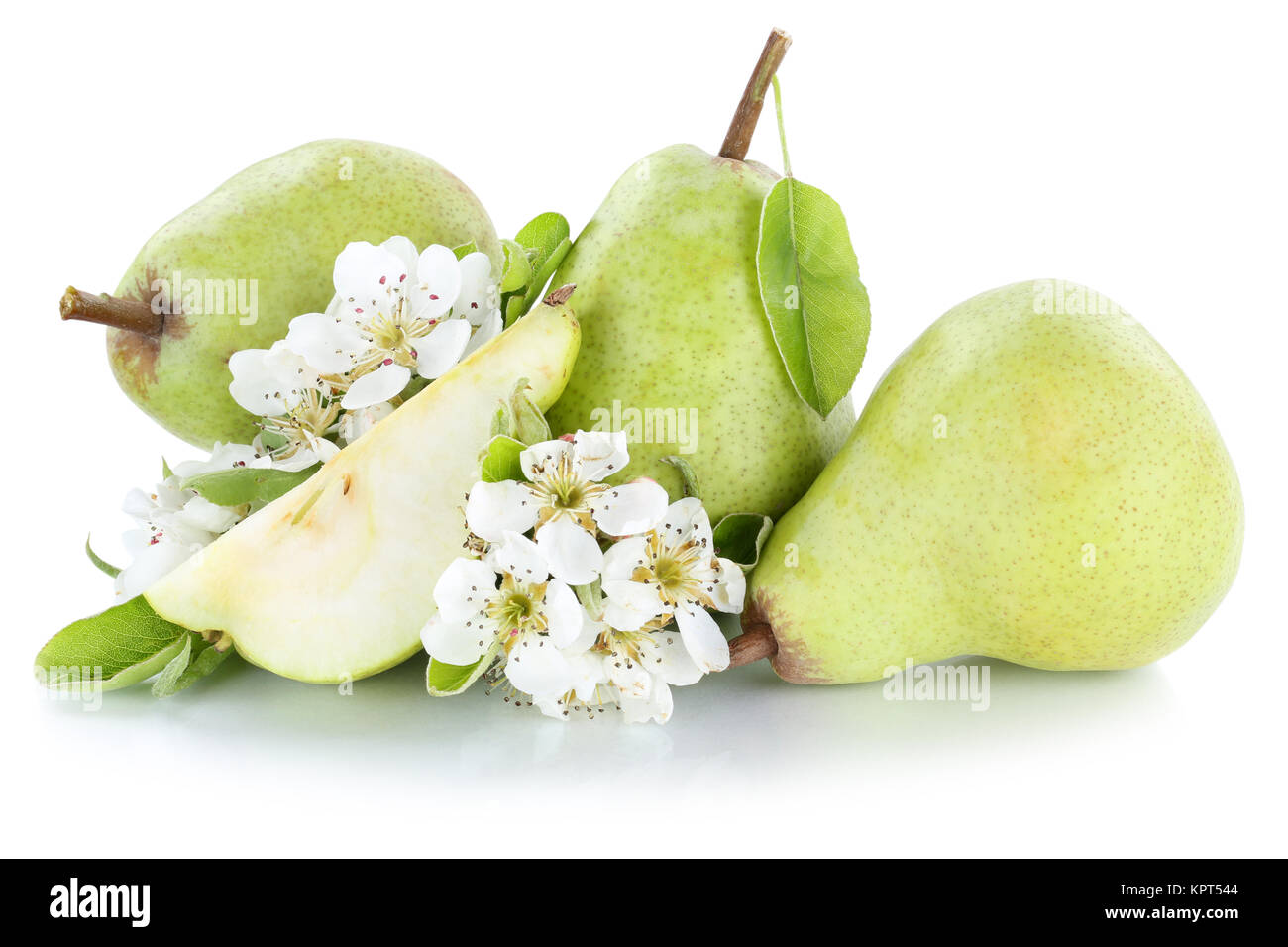 Birnen Birne grün frische Frucht Früchte Obst Freisteller freigestellt isoliert vor einem weissen Hintergrund Stock Photo