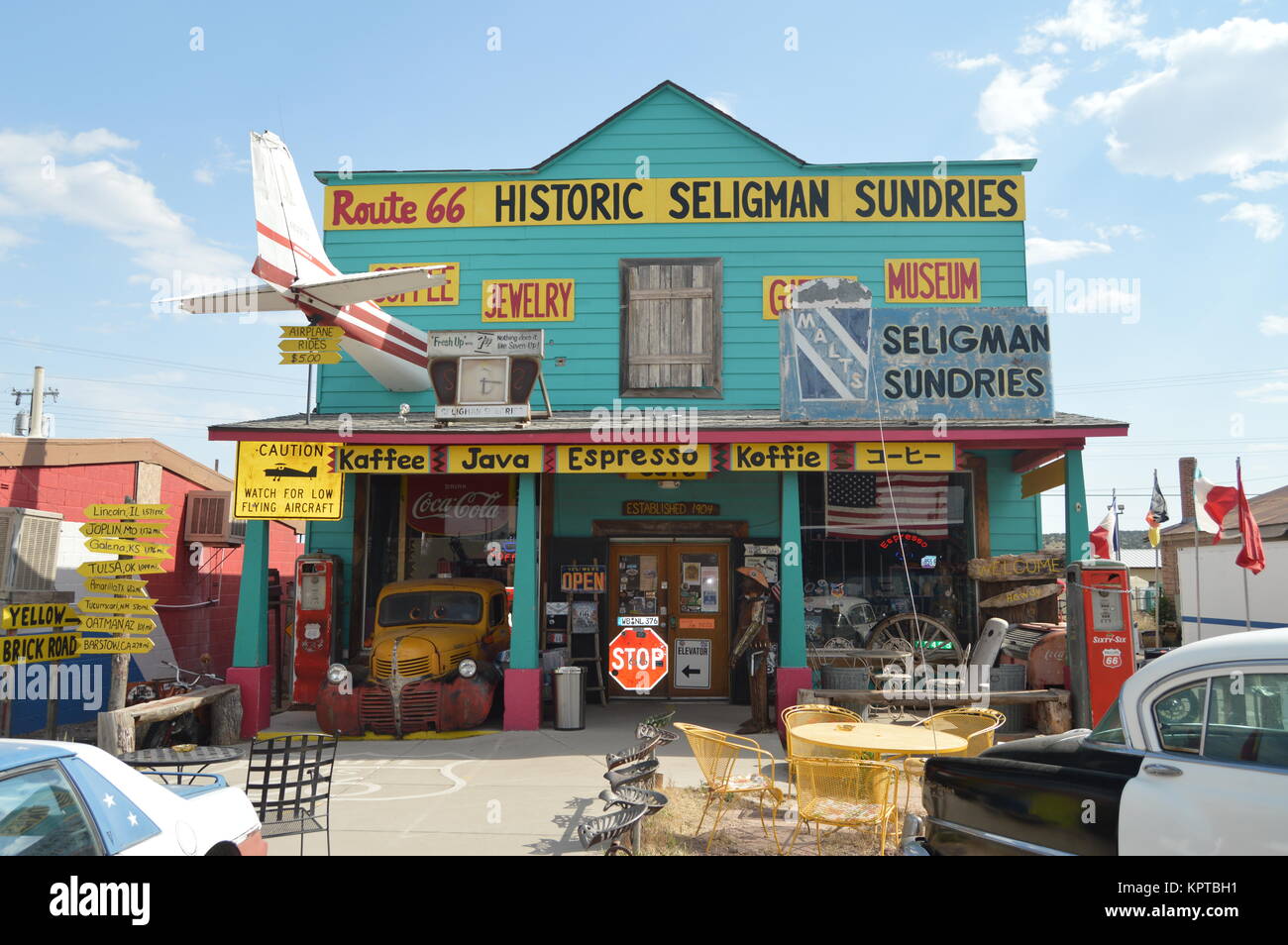 Store shop souvenir az hires stock photography and images Alamy