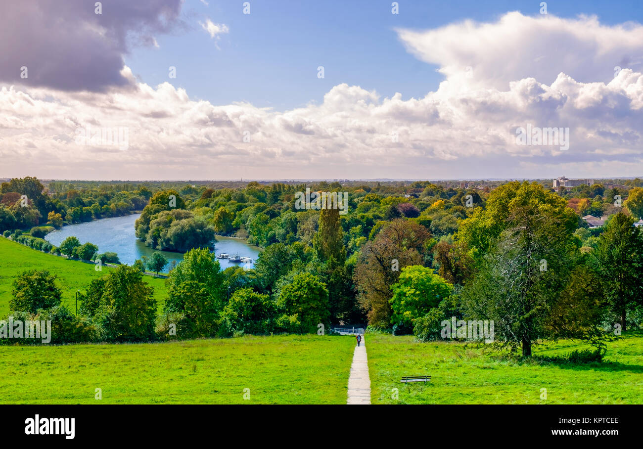 Footpath on Terrace Field by the River Thames in summer, London, UK Stock Photo