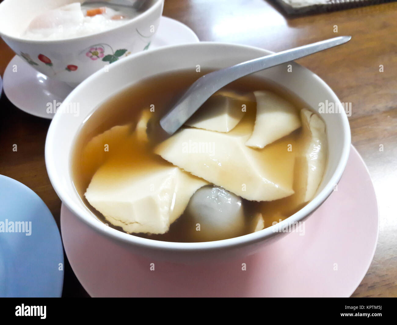 Douhua , Taiwanese Tofu Dessert Stock Photo Alamy