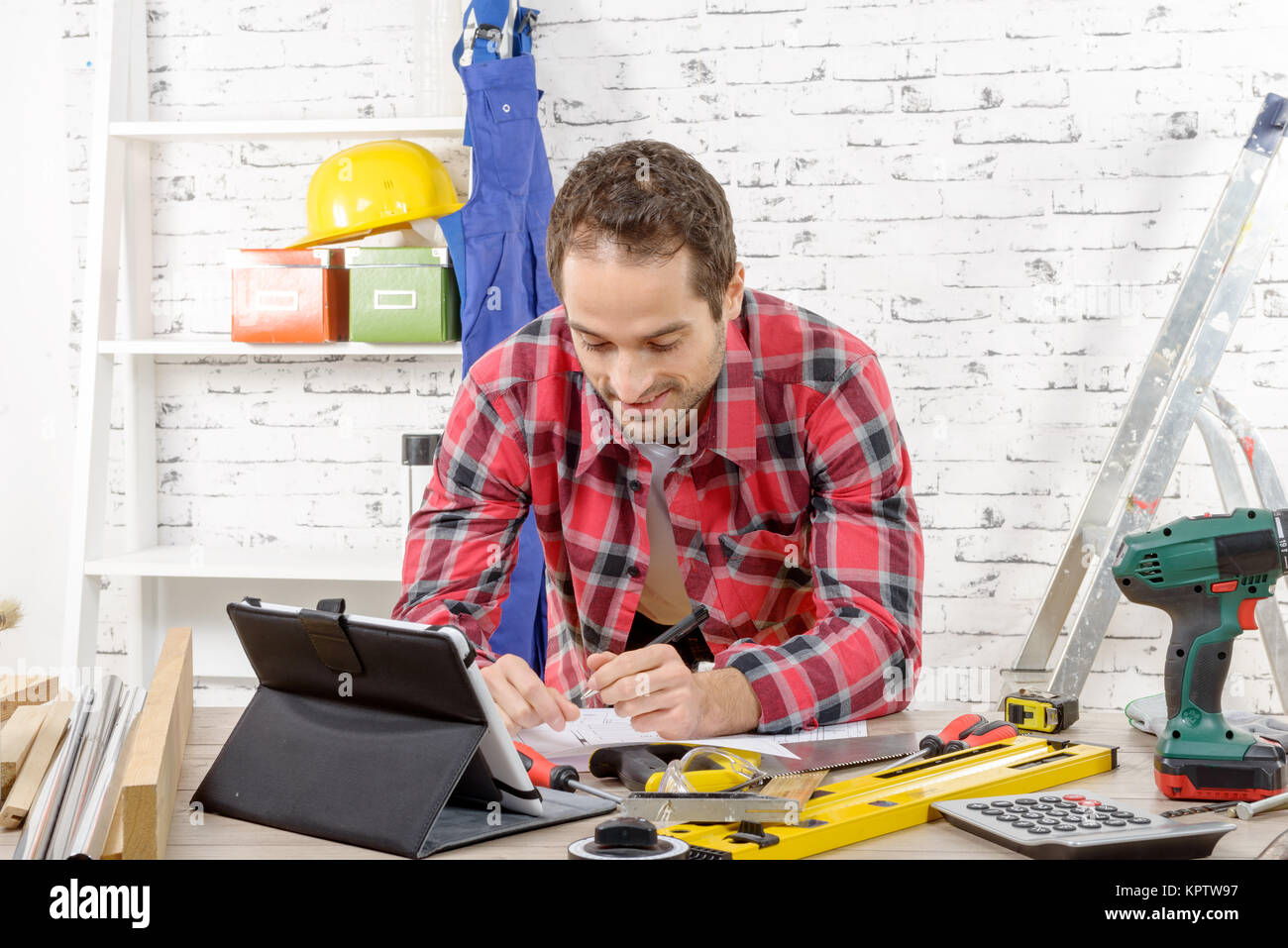 Smilling young man using hi-res stock photography and images - Alamy