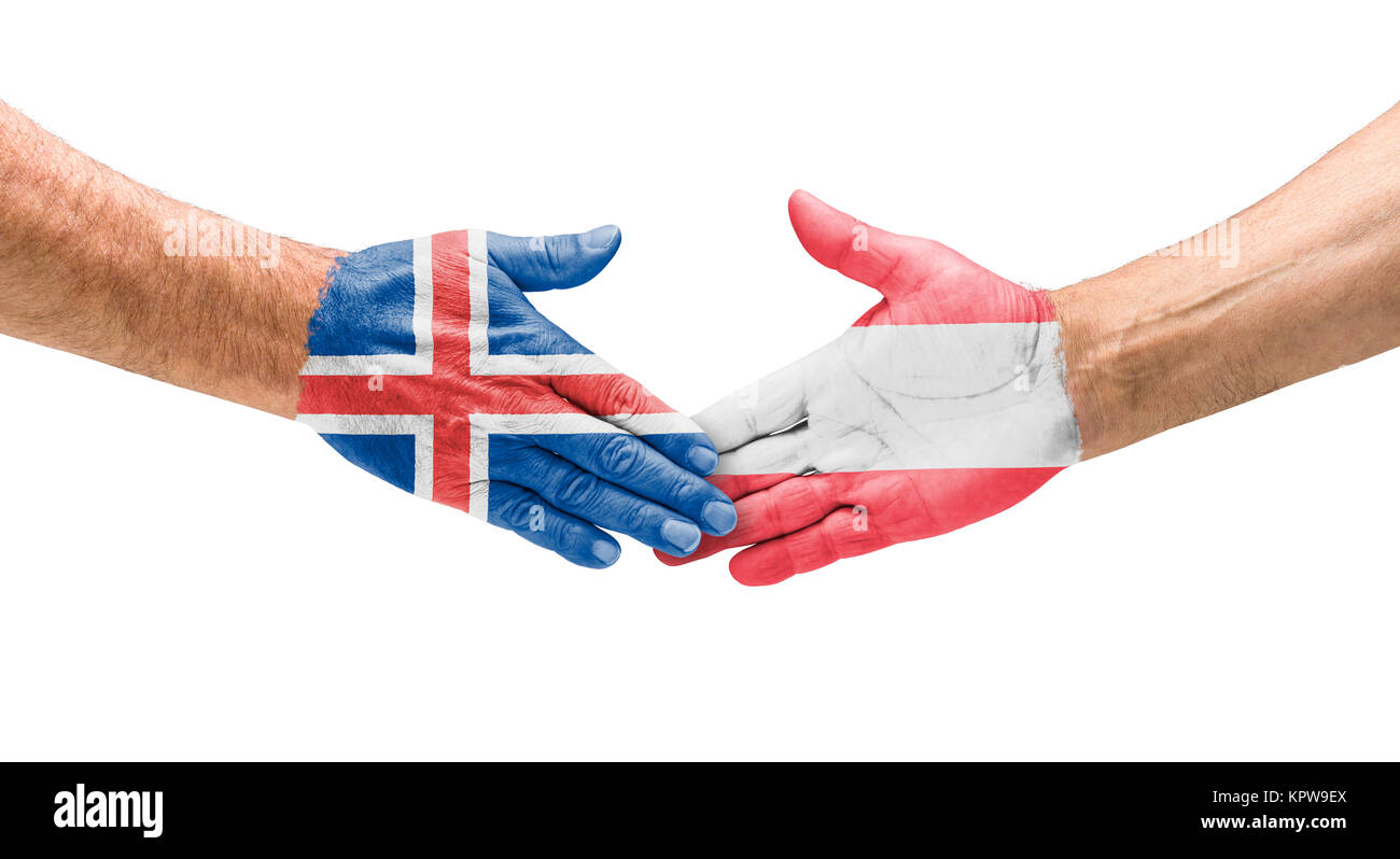 Fußballmannschaften - Handshake zwischen Island und Österreich Stock Photo