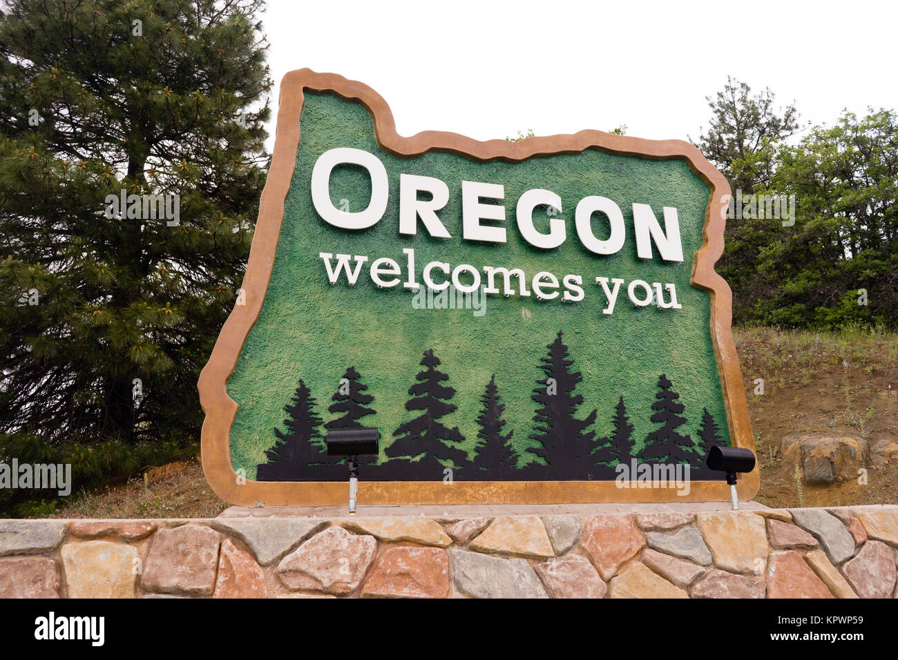 Oregon State Welcome Sign Interstate 5 Northbound Transportation Stock Photo