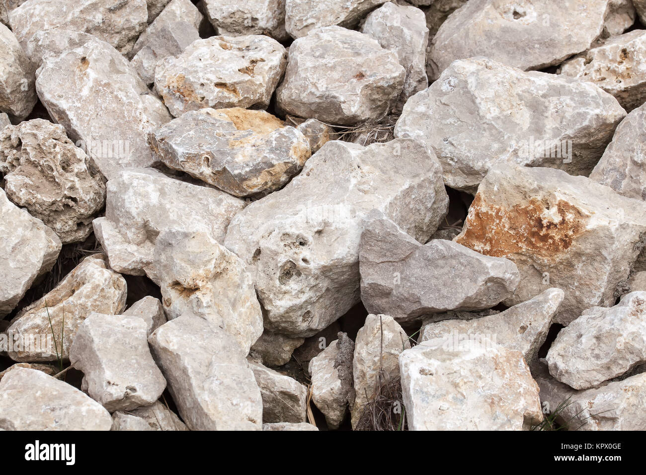 Ein Haufen Steine - Steinhaufen - Bruchsteine - Hintergrund - Textur Stock  Photo - Alamy