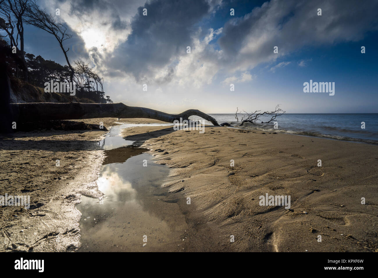 Steine fallen hi-res stock photography and images - Alamy