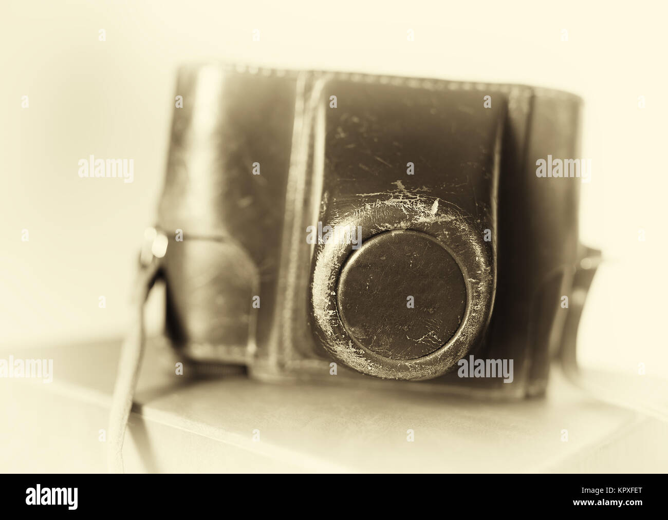 Vintage leather camera case background Stock Photo - Alamy