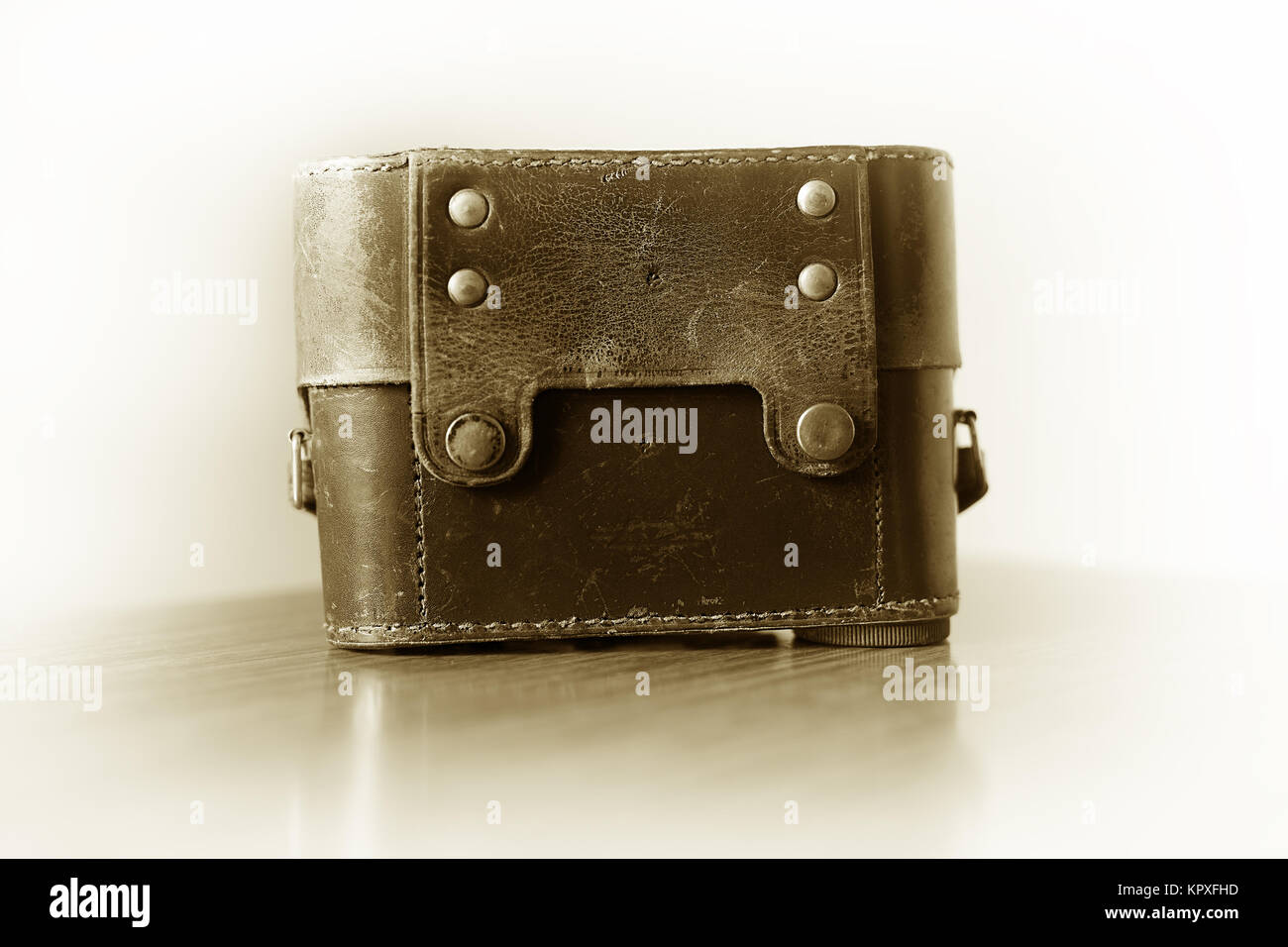 Vintage leather camera case background Stock Photo - Alamy