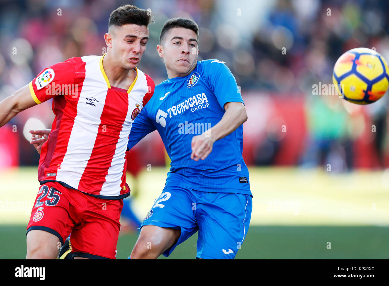 Girona, Spain. Credit: D. 17th Dec, 2017. Pablo Mafeo (Girona), Francisco Portillo (Getafe) Football : Spanish Primera Division 'Liga Santander' match between Girona and Getafe at the Munincipal Montilivi Stadium in Girona, Spain. Credit: D .Nakashima/AFLO/Alamy Live News Stock Photo