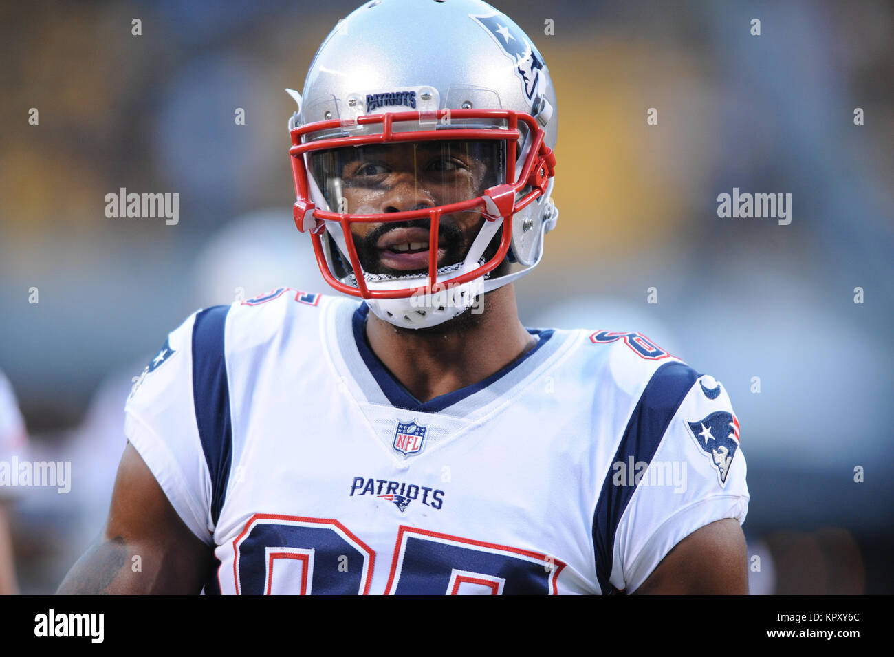 Dec 17th, 2017: Patriots Kenny Britt #85 during the New England Patriots vs  Pittsburgh Steelers game at Heinz Field in Pittsburgh, PA. Jason  Pohuski/CSM Stock Photo - Alamy