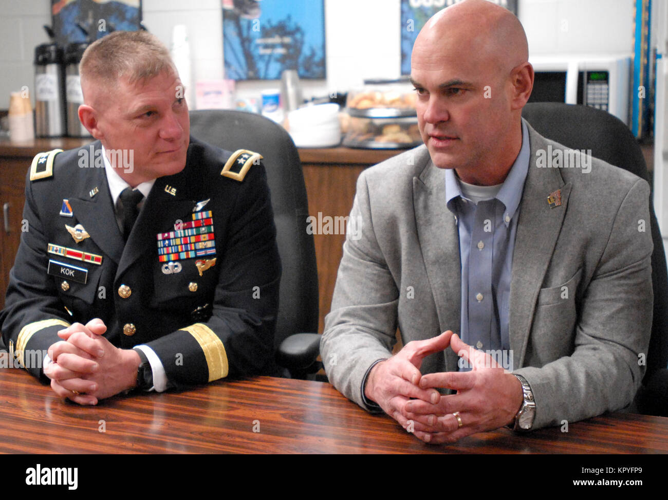 Maj Gen Troy D Kok Commanding General Of The U S Army Reserve s 99th Readiness Division 
