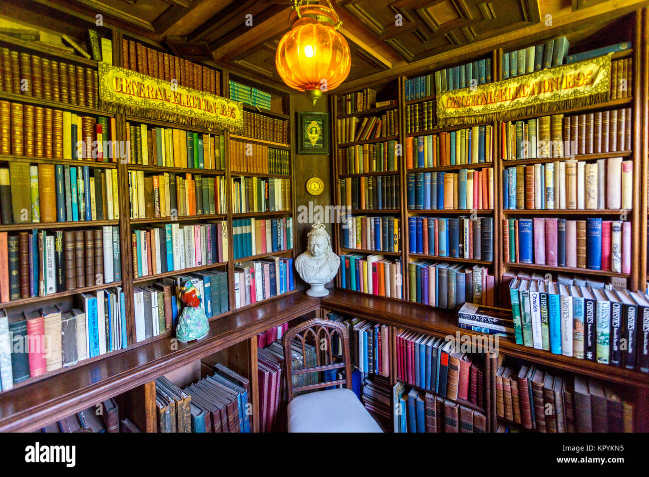 English library hi-res stock photography and images - Alamy