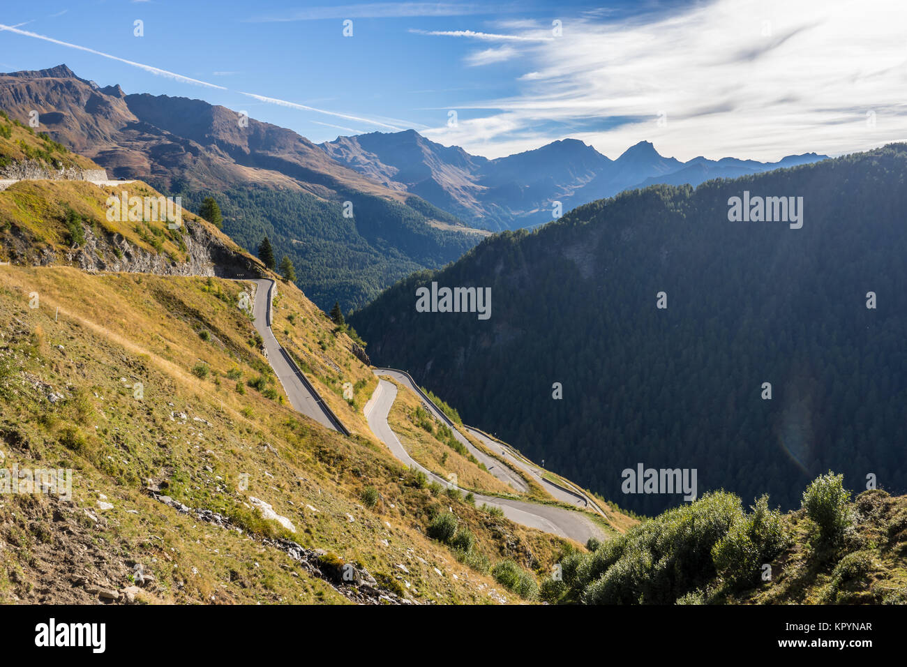 Timmelsjoch High Alpine Road landscape. Mountains and peaks covered with glaciers and snow, natural environment. Hiking in the Passo del Rombo. Ötztal Stock Photo