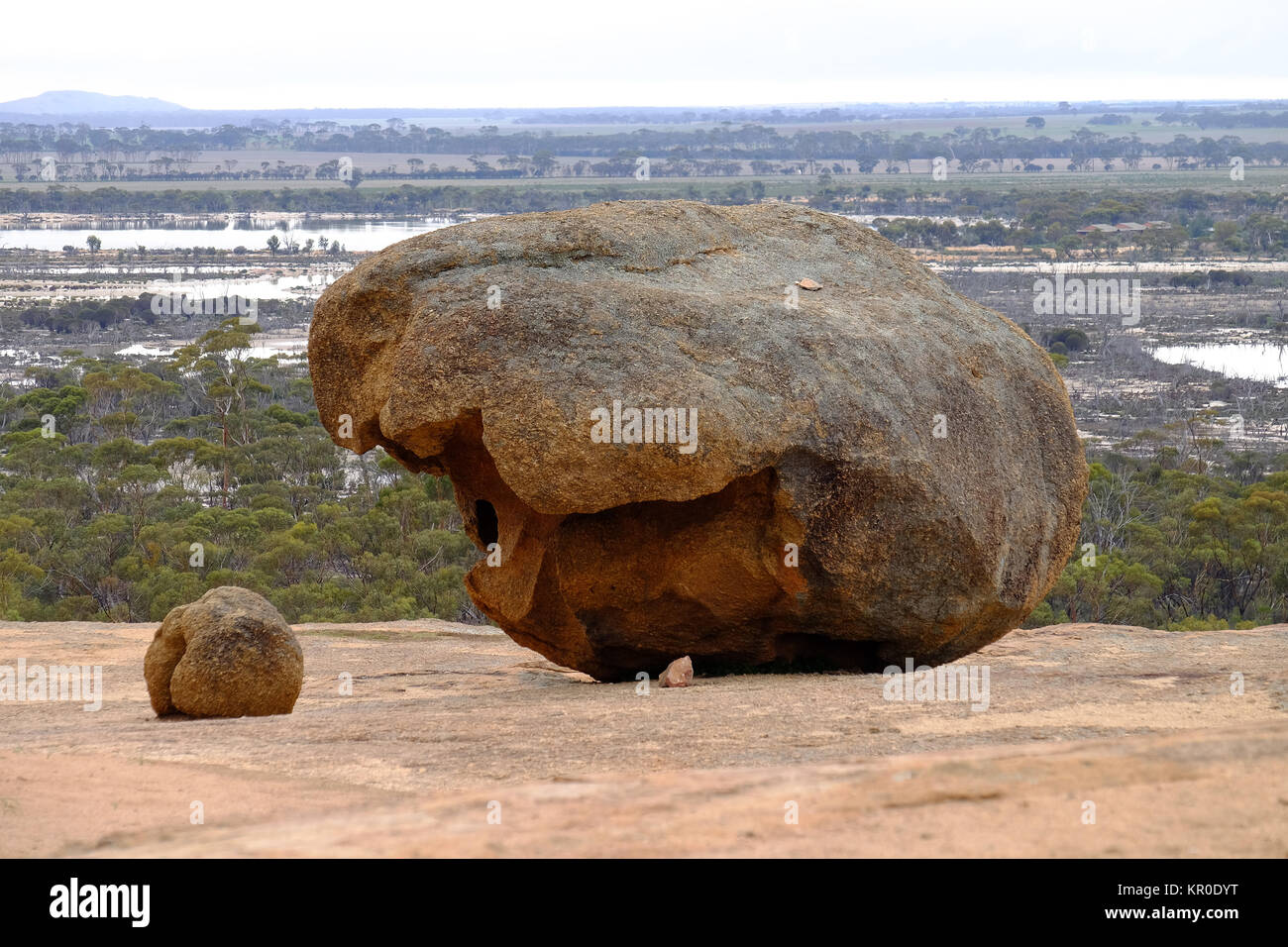 Waverock hi-res stock photography and images - Alamy