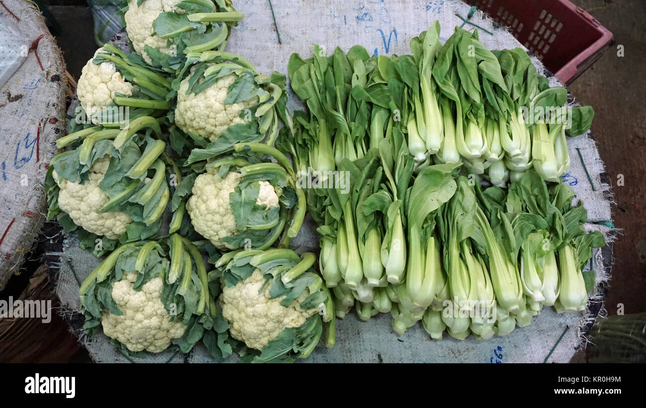 asian street food Stock Photo - Alamy