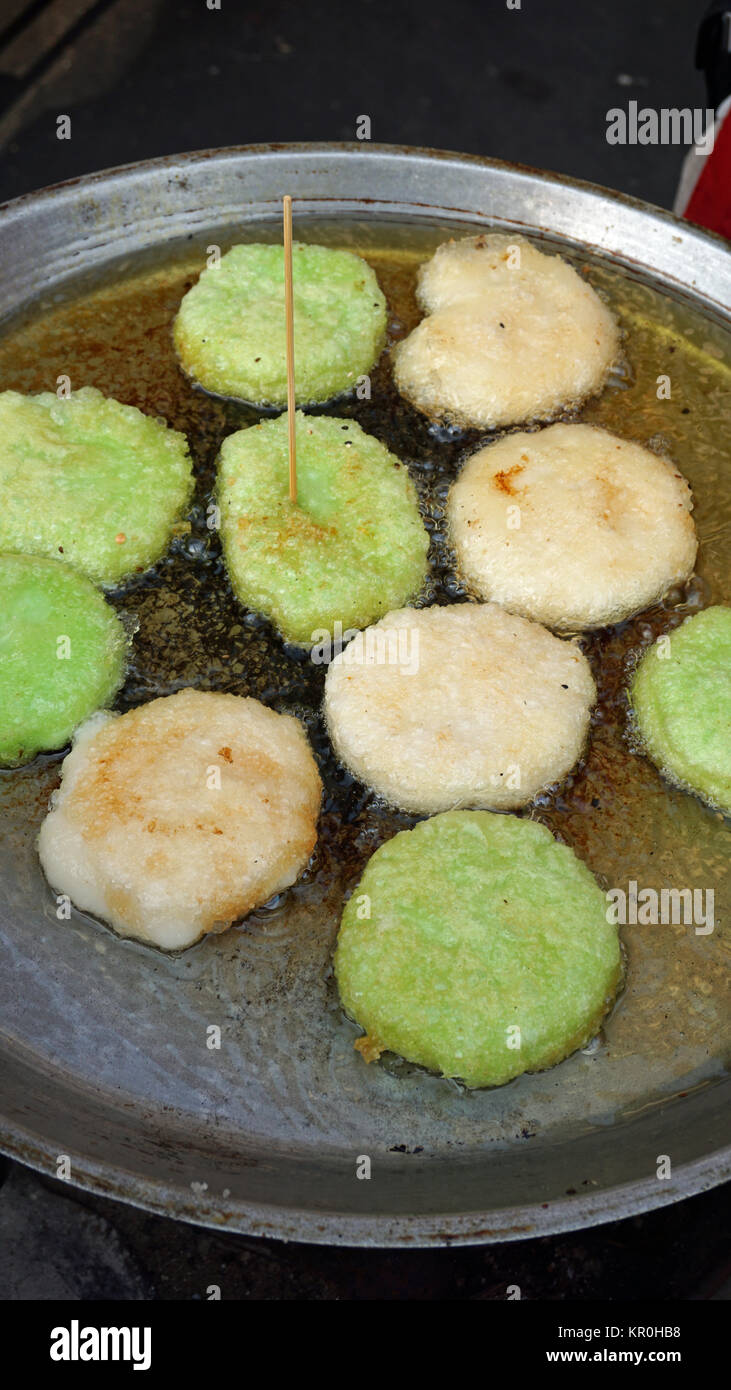 traditional thai street food Stock Photo - Alamy