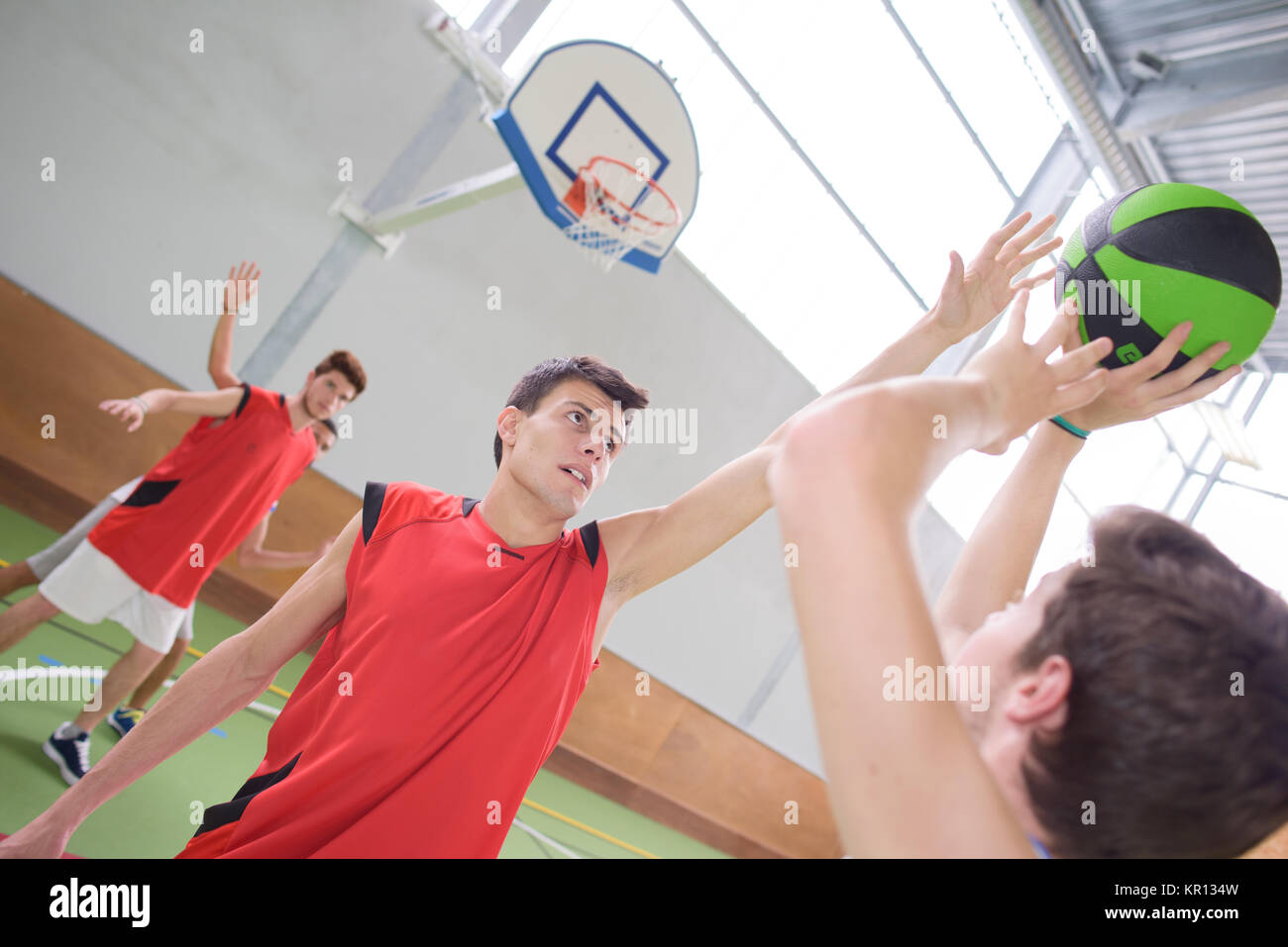 Basketball men game hires stock photography and images Alamy