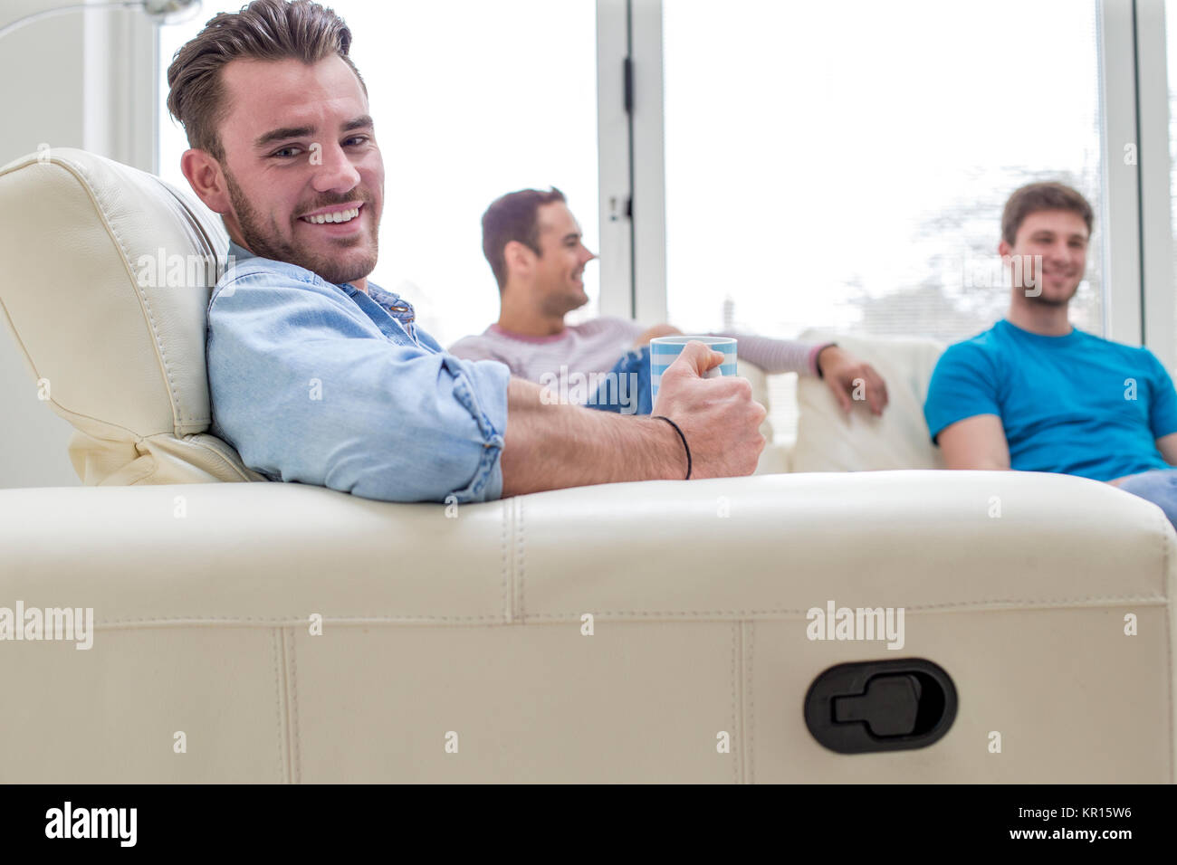 Home Freind Freinds At Home Stock Photo - Alamy