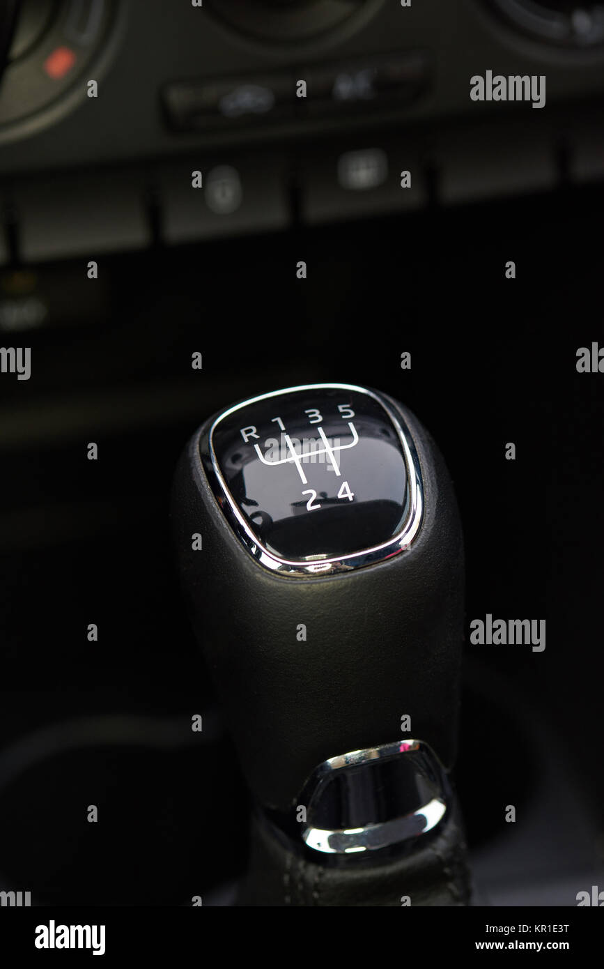 Manual gear stick in modern car close up Stock Photo Alamy