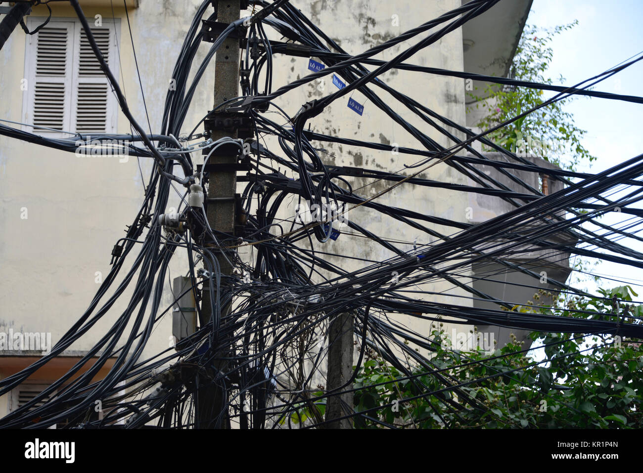 Power supply lines, Old Town, Hanoi, Vietnam, Stromleitungen, Altstadt Stock Photo