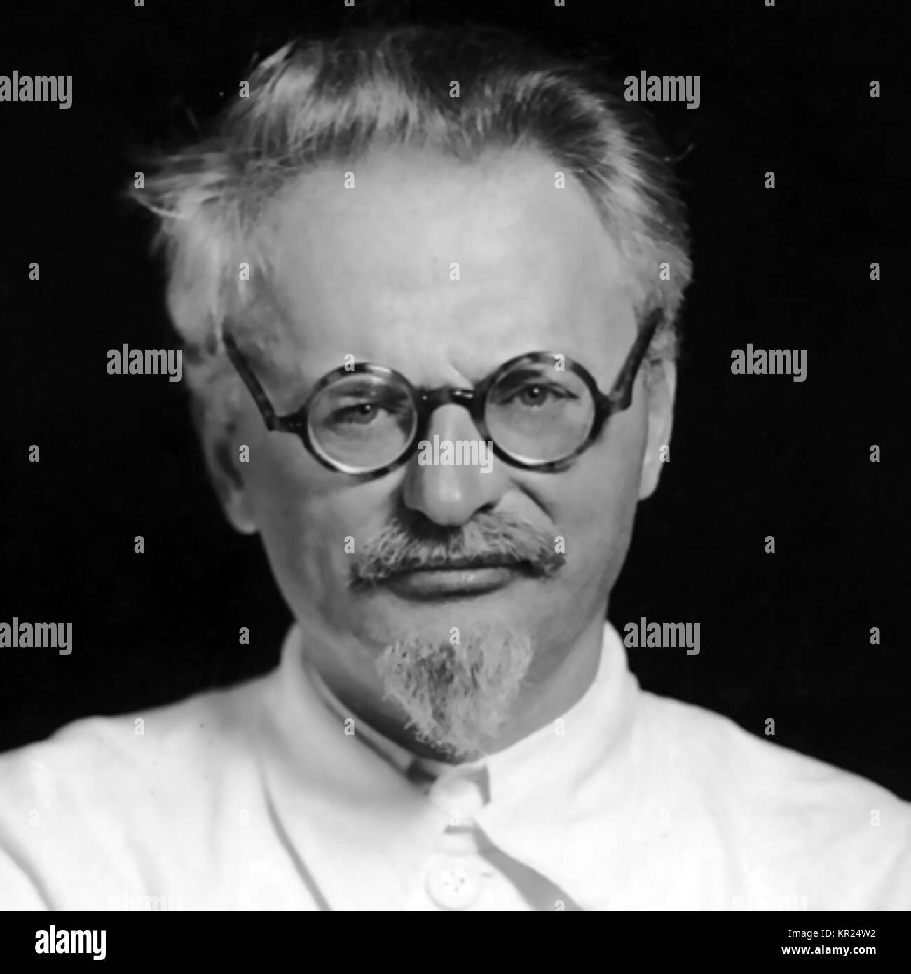 LEON TROTSKY (1879-1940) Soviet Marxism revolutionary in Mexico shortly before his murder in 1940 Stock Photo