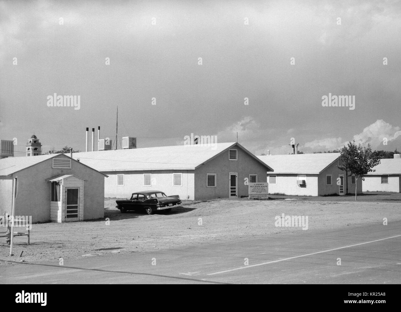 An exterior photograph from the 1960s of the South West Rabies Investigations facilities, Las Crucis, New Mexico. Exterior of South West Rabies Investigations Station in Las Cruces, New Mexico, 1962. Image courtesy CDC/H.W. Ricther. Stock Photo