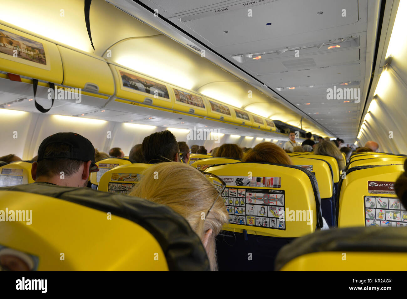 Ryan Air Flugzeug Stock Photo - Alamy