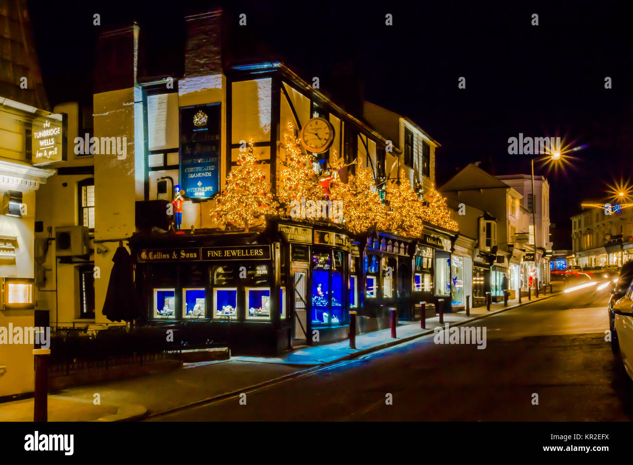 Tunbridge Wells G Collins and Sons Independent Jewellers with Royal