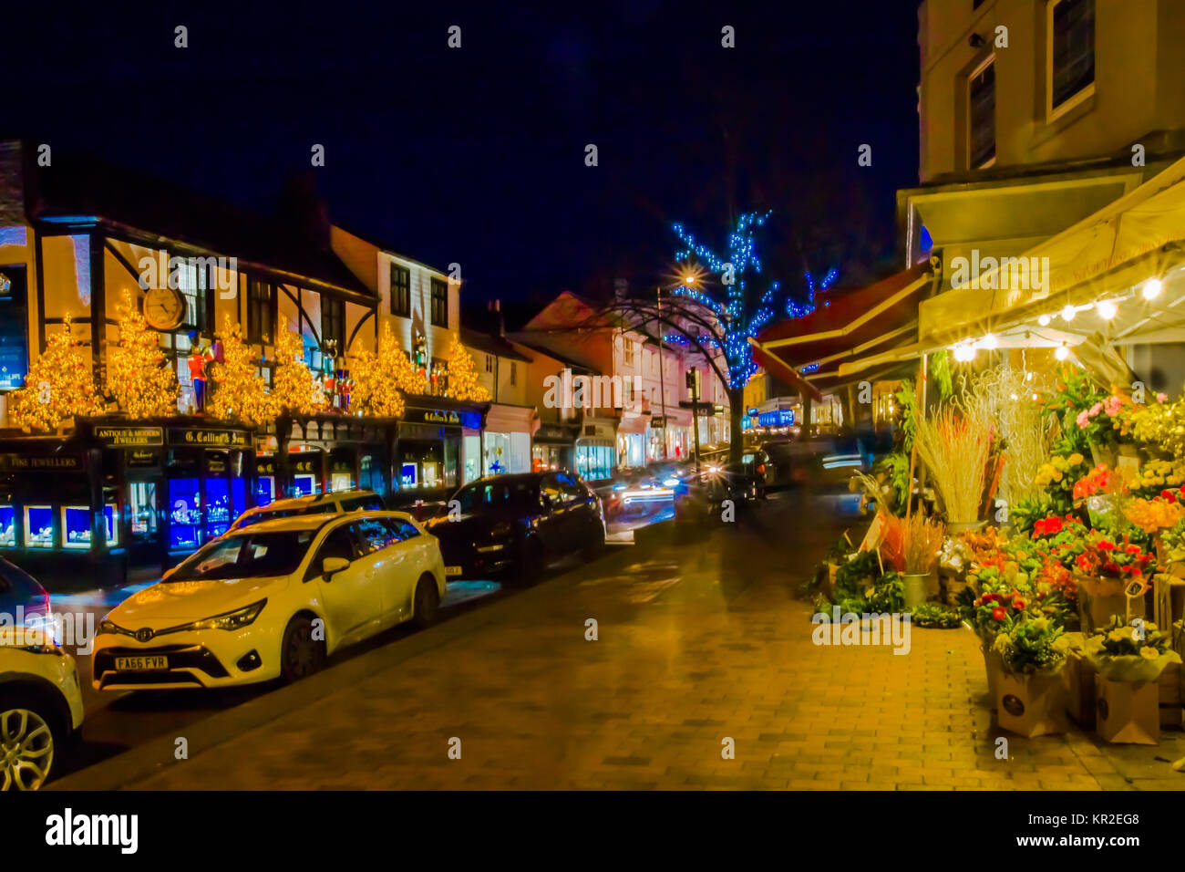 Tunbridge Wells G Collins and Sons Independent Jewellers with Royal