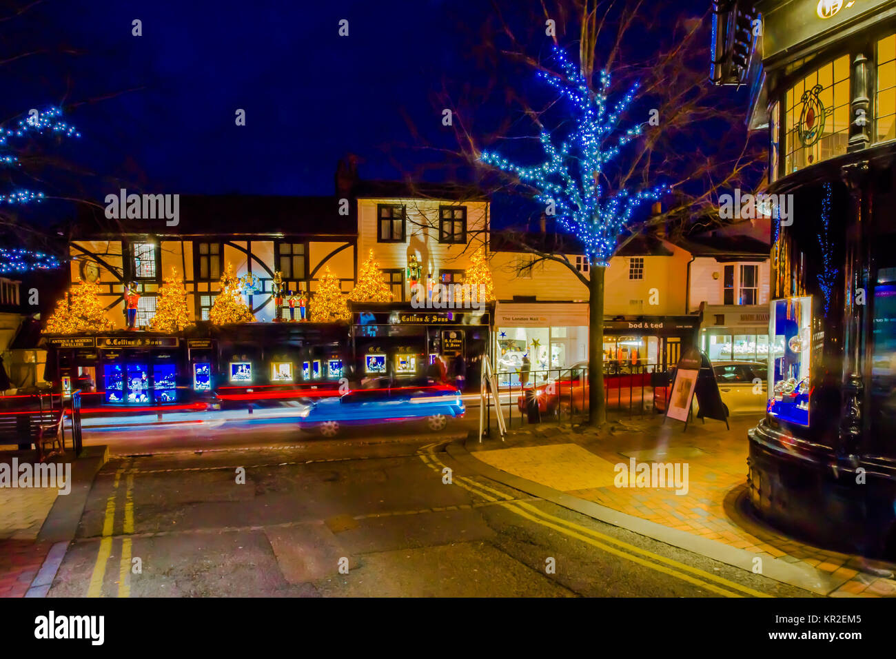 Tunbridge Wells G Collins and Sons Independent Jewellers with Royal