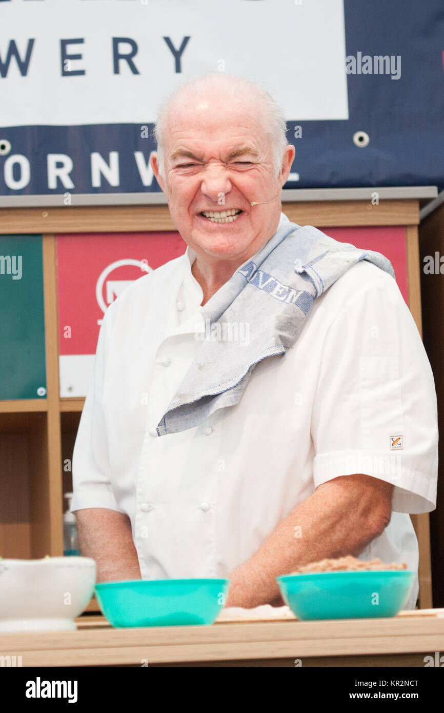 Rick Stein cooking at the Padstow Christmas Festival Stock Photo
