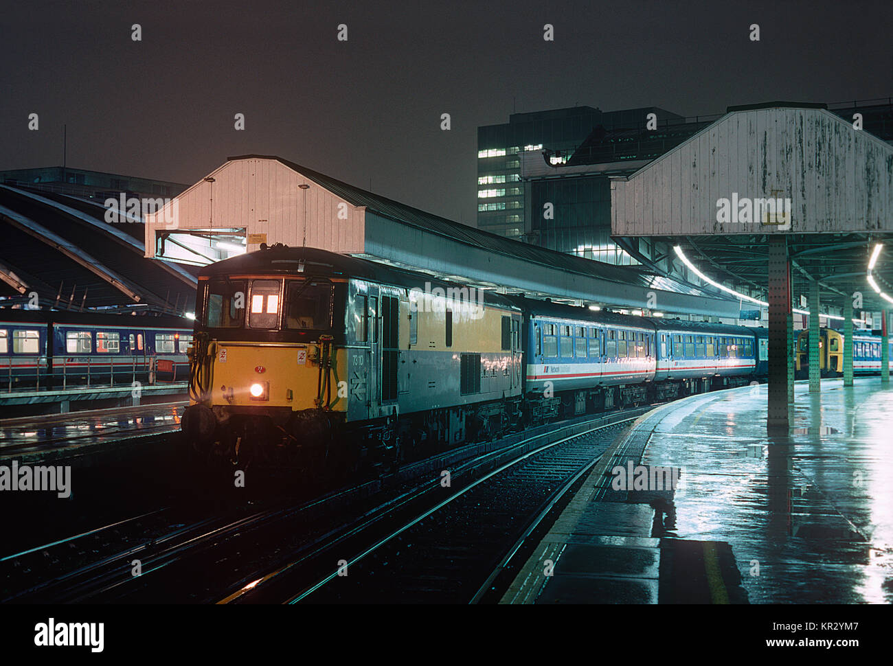Class 73 Electro Diesel Locomotive Number Waits To Depart A Rain Soaked London Waterloo With An Empty Stock Working 27th January 1993 Stock Photo Alamy Class 73 Electro Diesel Locomotive Number Waits To Depart A Rain Soaked London Waterloo With An Empty Stock Working 27th January 1993 Stock Photo Alamy