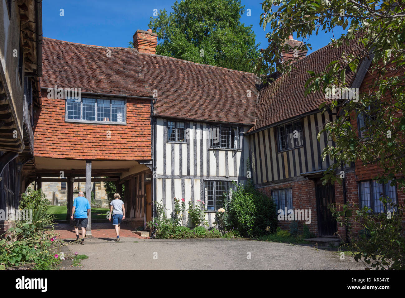 Timber-framed courtyard in front of St John the Baptist Church, Rogues Hill, Penshurst, Kent, England, United Kingdom Stock Photo