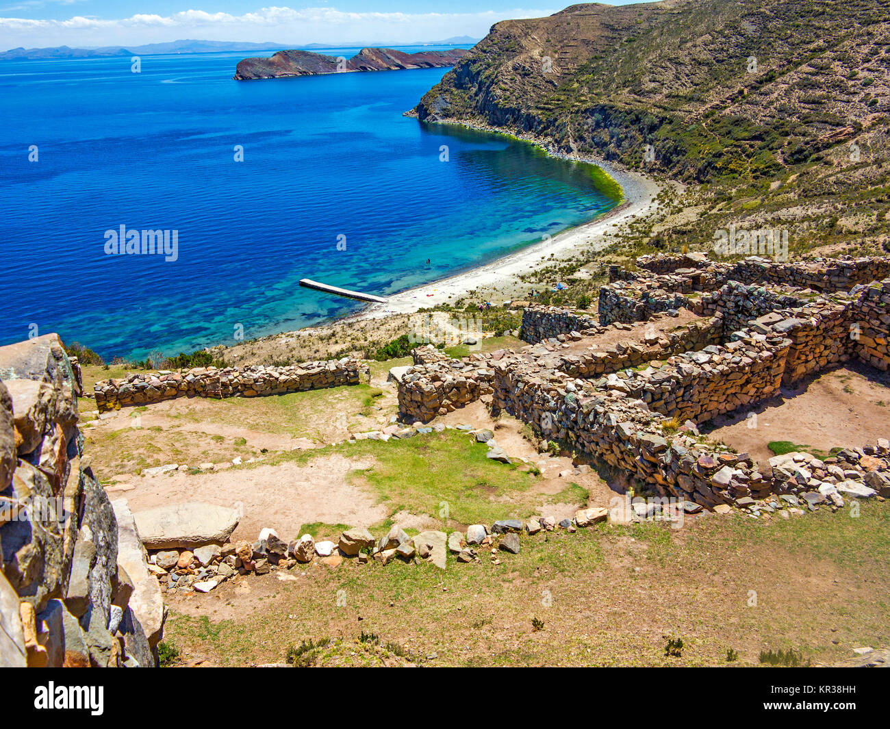 Inca Ruins of Isla del Sol, Bolivia with view to lake Titicaca Stock ...