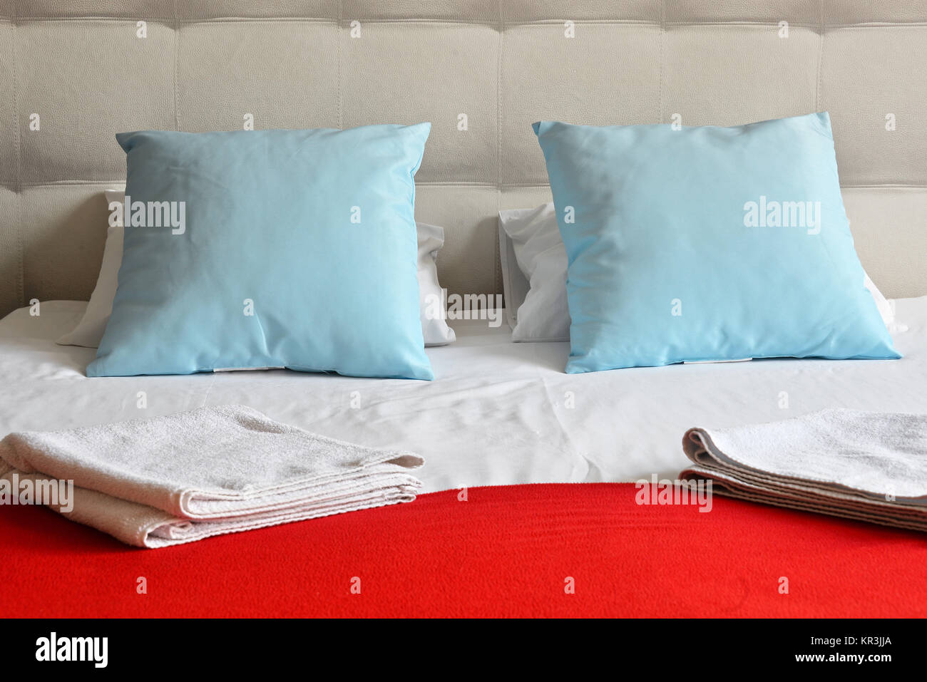 double-bed-in-hotel-room-accommodation-stock-photo-alamy