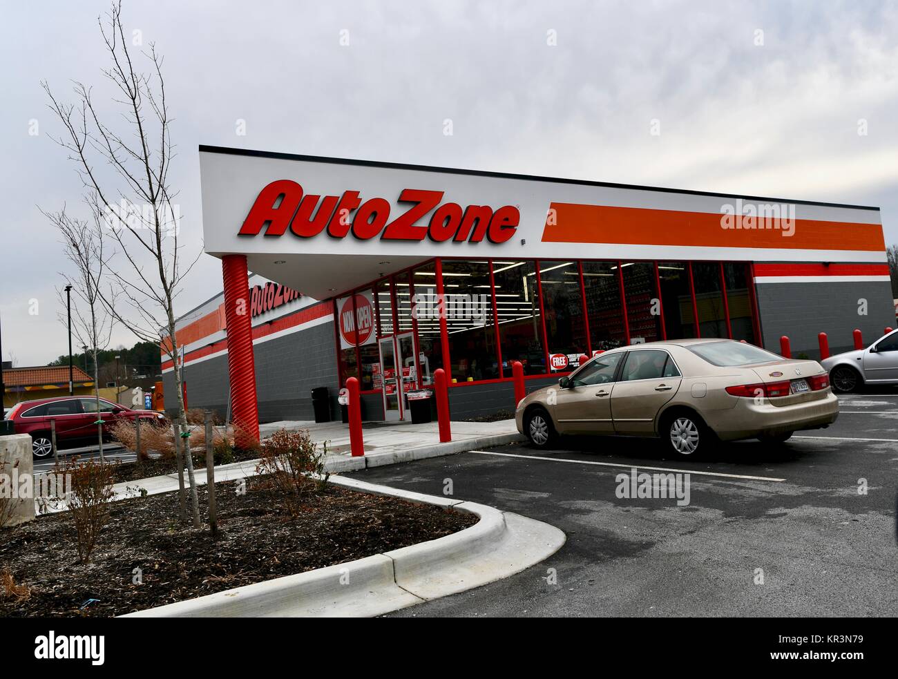 Auto Zone parts store Stock Photo Alamy